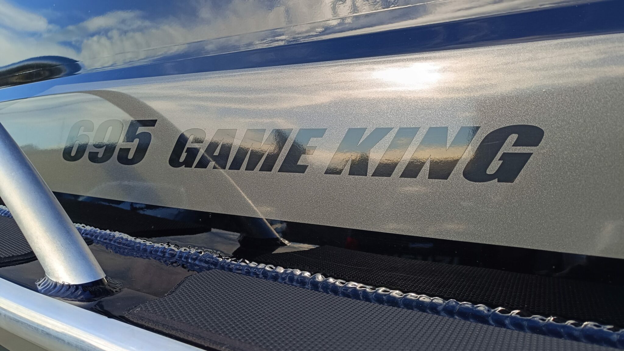 Extreme (2022) 695 Game King Mercury 225XL