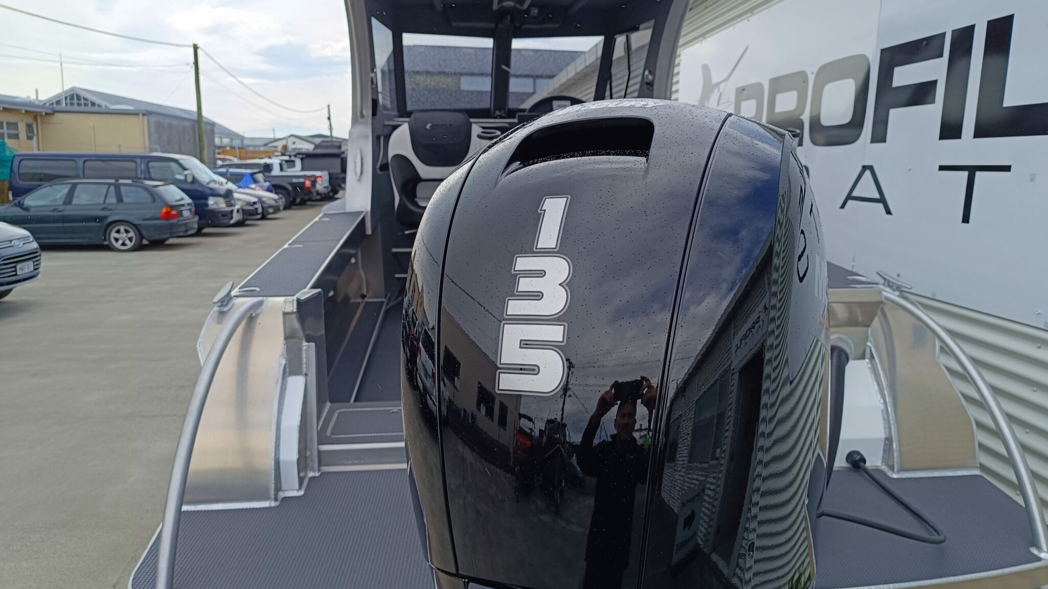 Profile Boats 585H Sport New Mercury 135XL