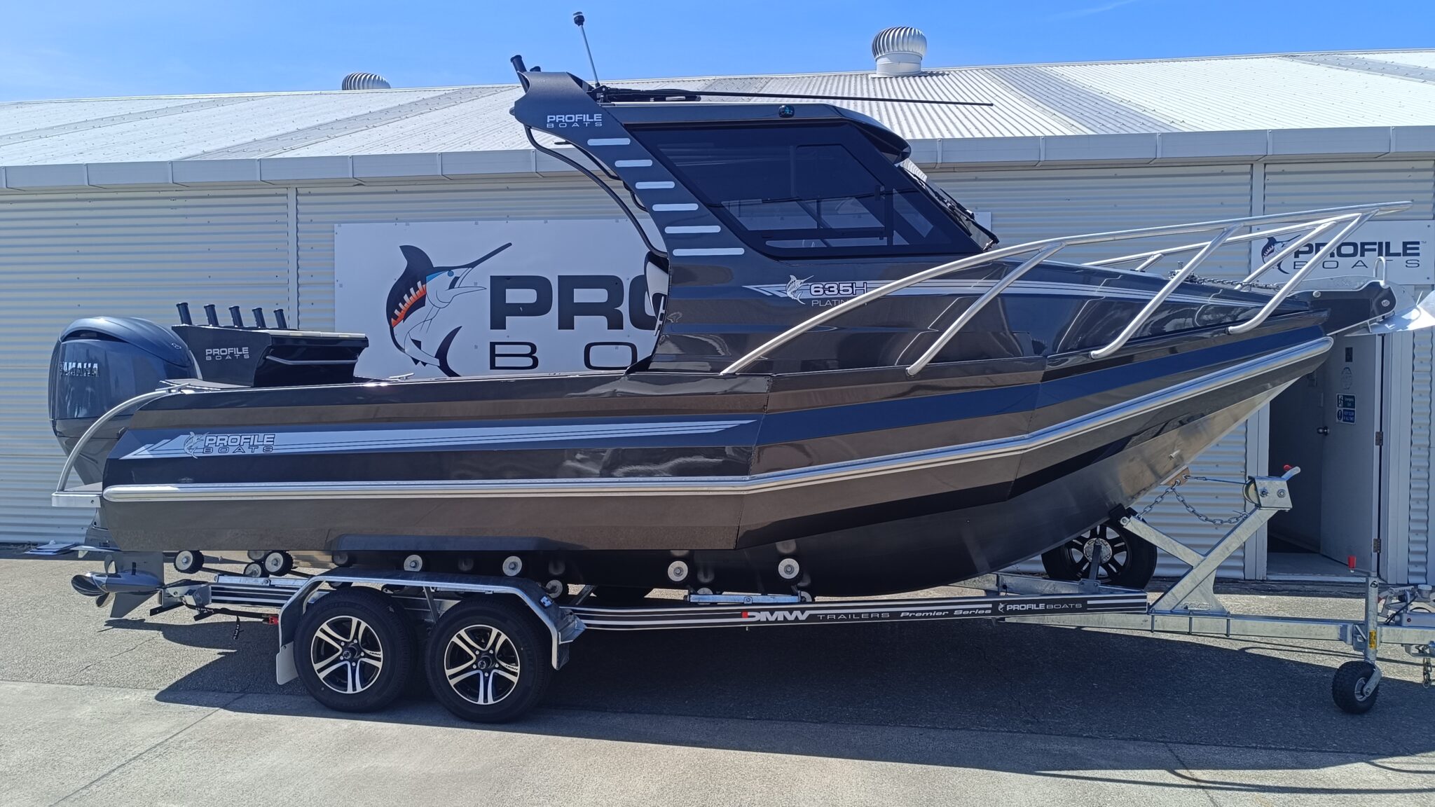 Profile Boats 635H Platinum Yamaha F200XSB